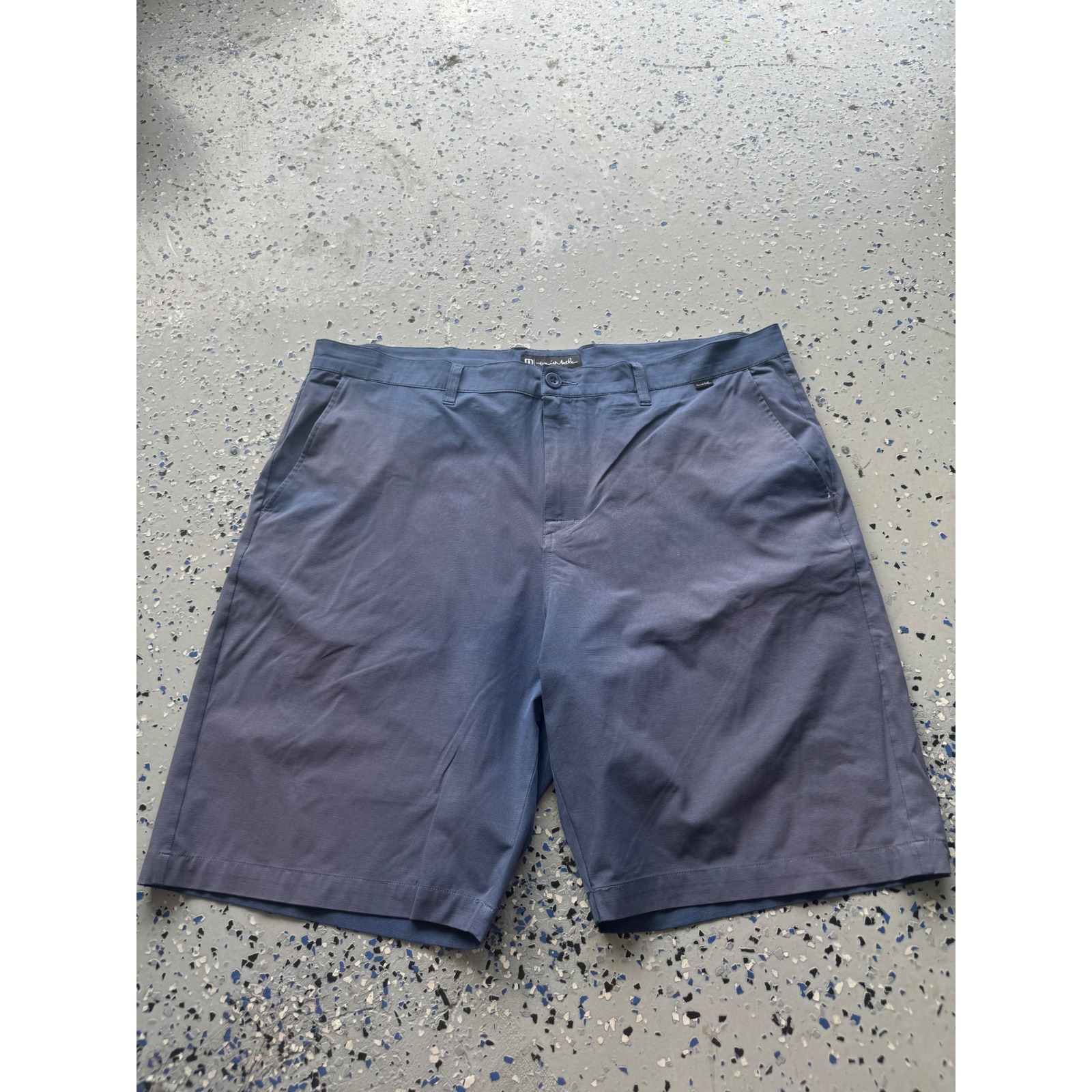 Travis Mathew Golf Shorts Casual Flat Front Blue Mens Size 40